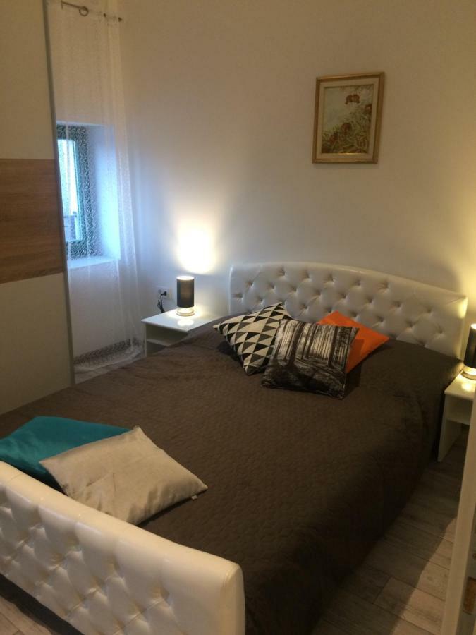 Lory Villa Sveti Lovreč Pazenatički Bagian luar foto