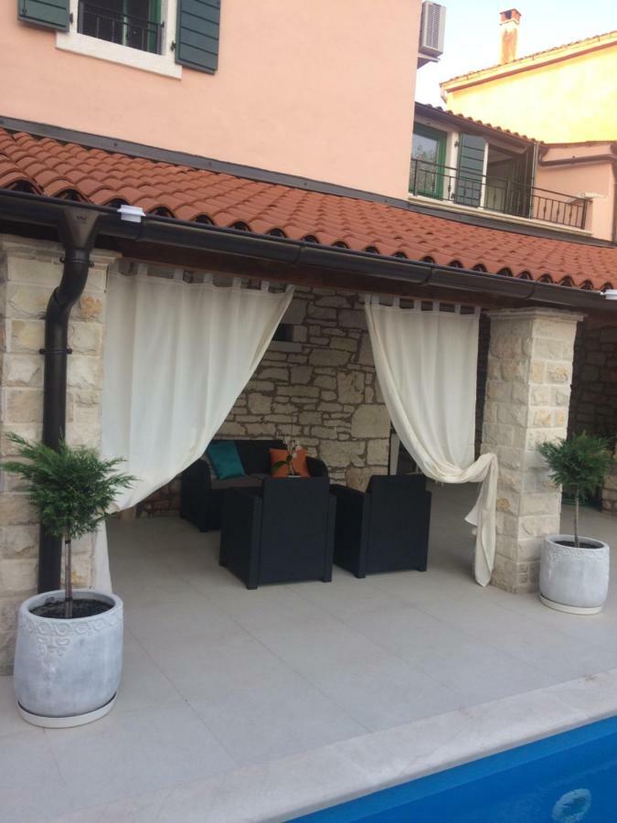Lory Villa Sveti Lovreč Pazenatički Bagian luar foto
